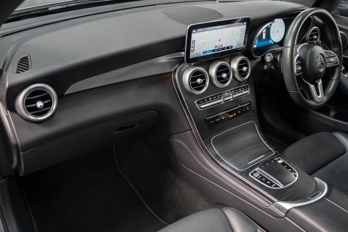 2020 Mercedes-Benz GLC-Class GLC200