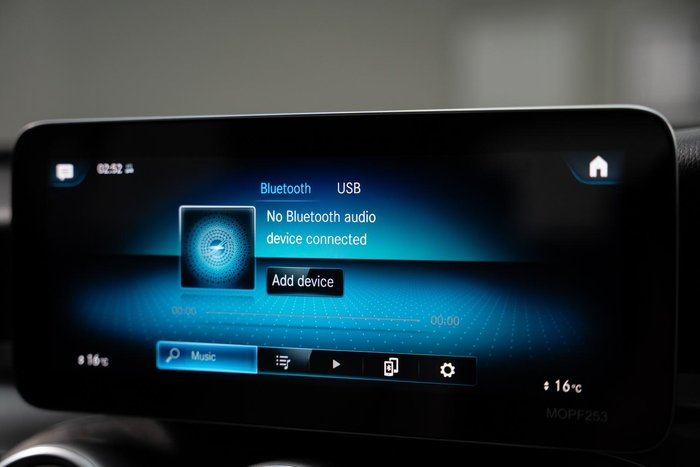 2020 Mercedes-Benz GLC-Class GLC200