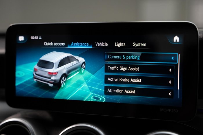 2020 Mercedes-Benz GLC-Class GLC200