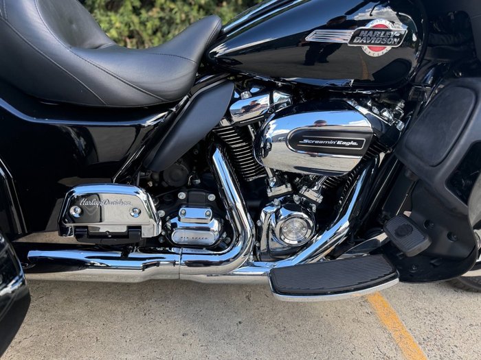 2022 HARLEY-DAVIDSON FLHTCUTG TRI GLIDE U/CLC 114