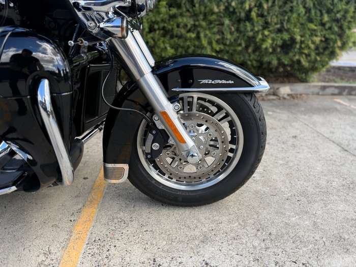 2022 HARLEY-DAVIDSON FLHTCUTG TRI GLIDE U/CLC 114