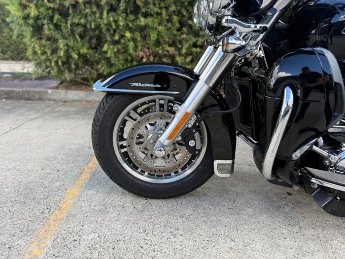 2022 HARLEY-DAVIDSON FLHTCUTG TRI GLIDE U/CLC 114