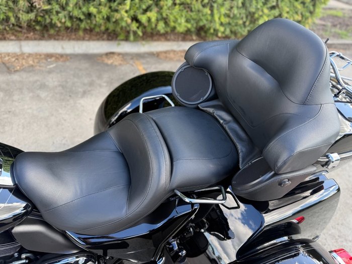 2022 HARLEY-DAVIDSON FLHTCUTG TRI GLIDE U/CLC 114