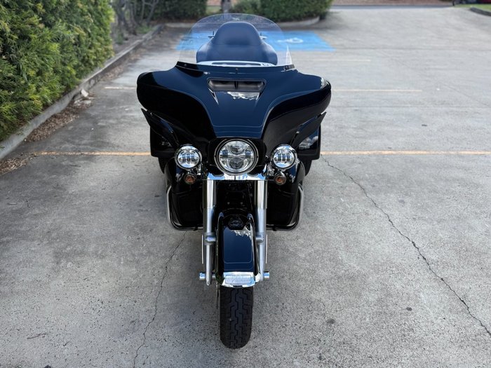 2022 HARLEY-DAVIDSON FLHTCUTG TRI GLIDE U/CLC 114