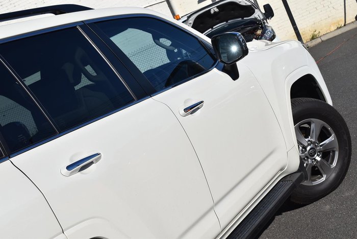 2024 Toyota Landcruiser Sahara