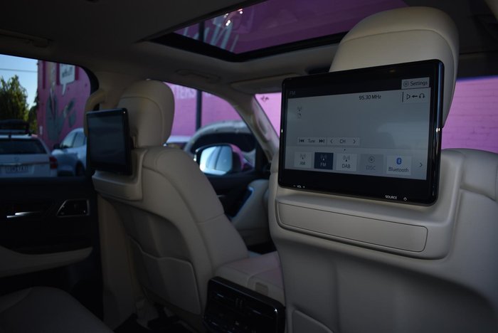 2024 Toyota Landcruiser Sahara