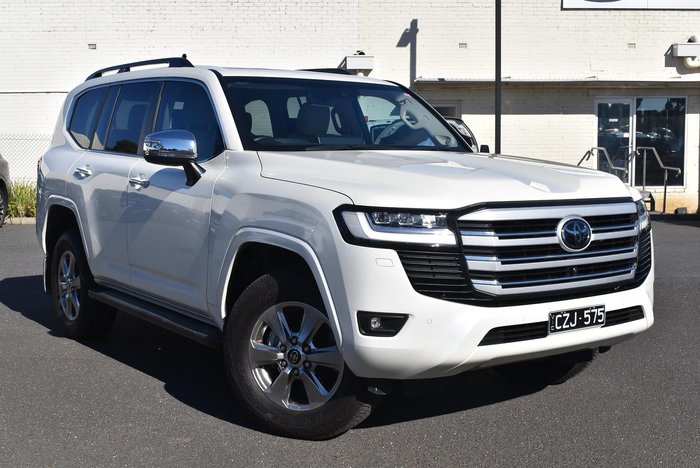 2024 Toyota Landcruiser Sahara