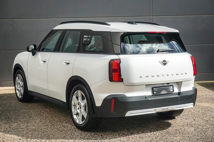 2024 MINI Countryman E Classic