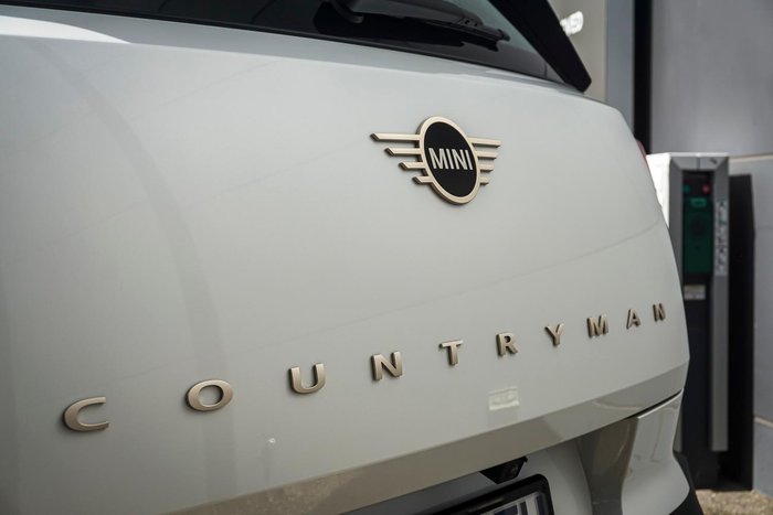 2024 MINI Countryman E Classic