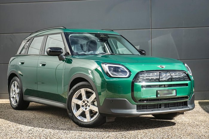 2024 MINI Countryman E Classic