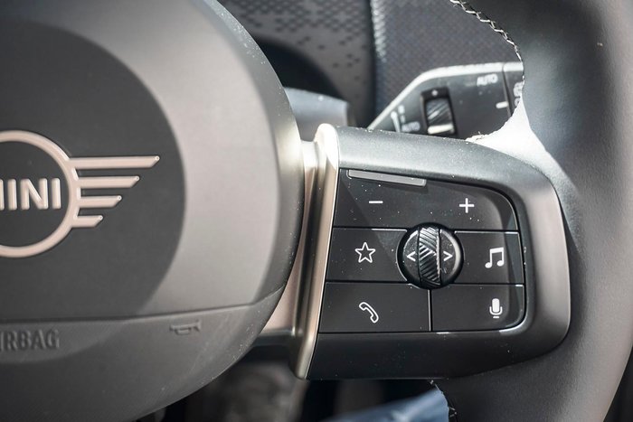 2024 MINI Countryman E Classic