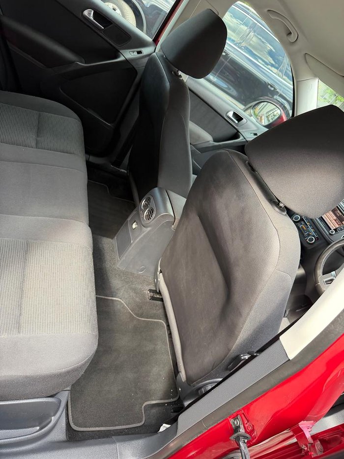 2011 Volkswagen Tiguan 103TDI 5N MY11 Four Wheel Drive Titanium Beige