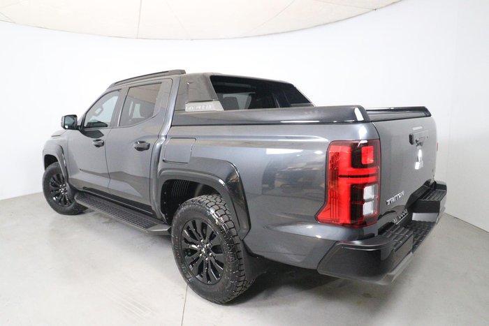 2025 Mitsubishi Triton GSR