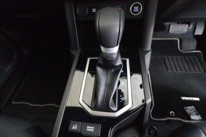 2025 Mitsubishi Triton GSR