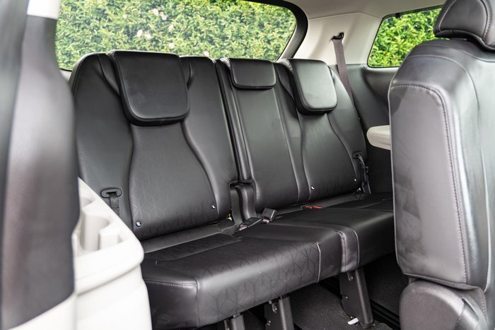 2021 Kia Carnival Platinum KA4 MY21 SILVER