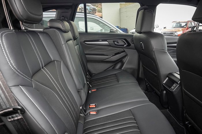 2025 Isuzu MU-X LS-T