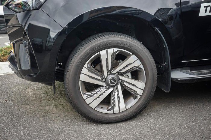 2025 Isuzu MU-X LS-T