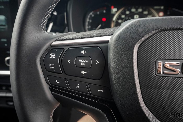 2025 Isuzu MU-X LS-T