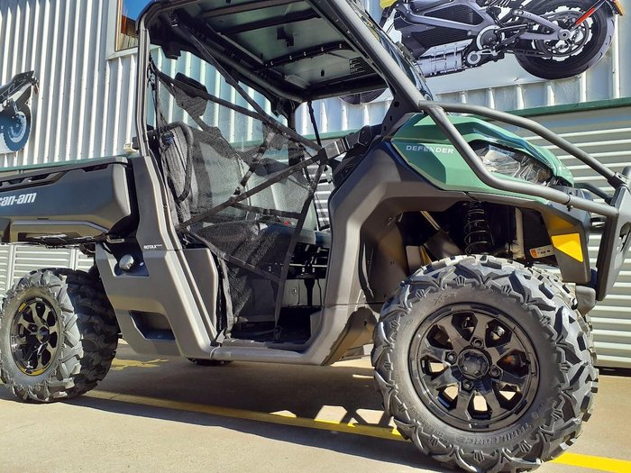 2026 Can-Am Defender DPS HD9 Defender Green