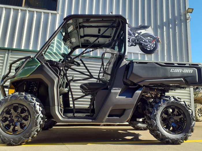 2026 Can-Am Defender DPS HD9 Defender Green