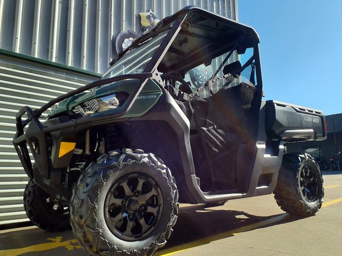 2026 Can-Am Defender DPS HD9 Defender Green