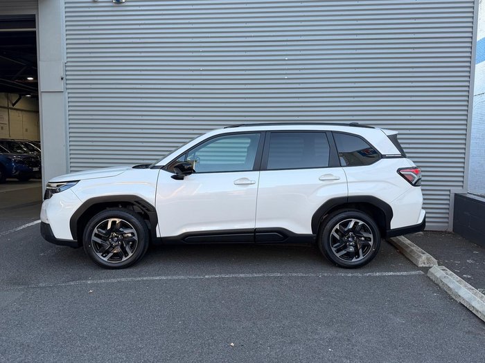 2025 Subaru Forester Touring S6 MY26 AWD Crystal White