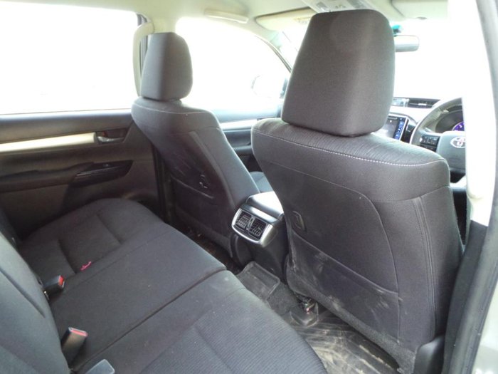 2019 Toyota Hilux SR5