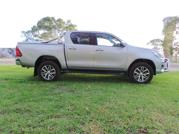 2019 Toyota Hilux SR5