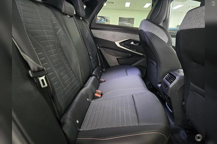 2024 Peugeot 3008 Allure Hybrid