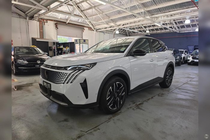 2024 Peugeot 3008 Allure Hybrid