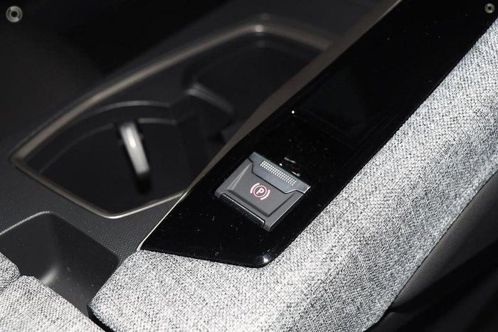 2024 Peugeot 3008 Allure Hybrid