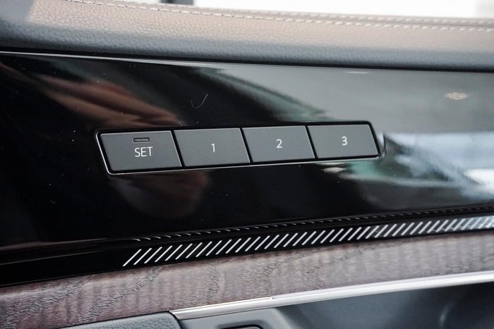 2025 Volkswagen Touareg 210TDI Elegance