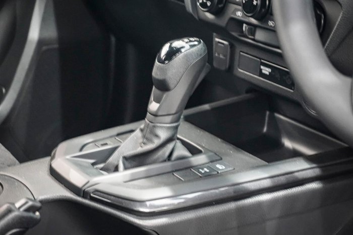 2025 Isuzu D-MAX X-RIDER