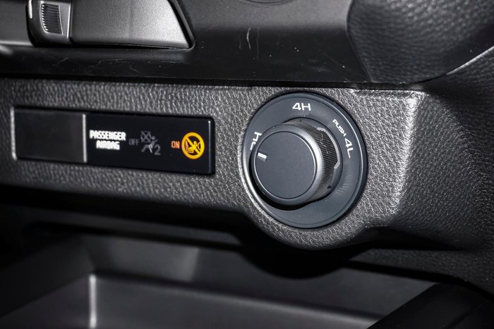 2025 Isuzu D-MAX SX