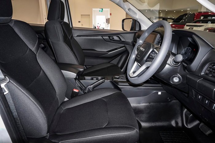 2025 Isuzu D-MAX SX