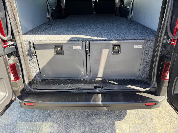 2020 MITSUBISHI EXPRESS GLX LWB SN MY21 BLACK