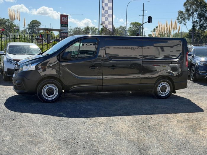 2020 MITSUBISHI EXPRESS GLX LWB SN MY21 BLACK