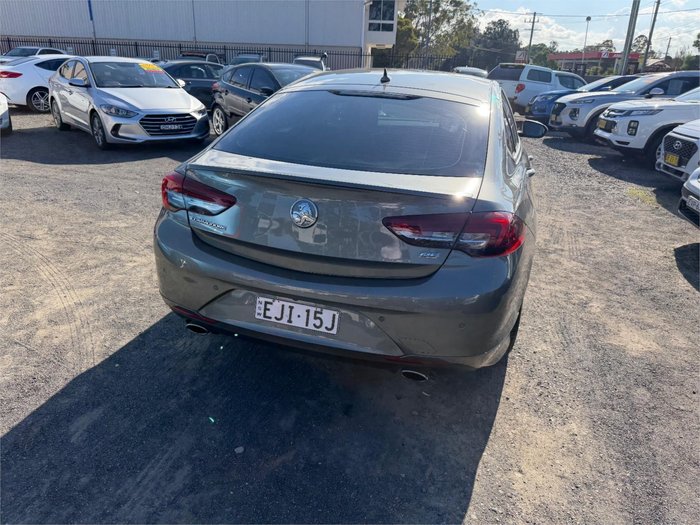 2018 HOLDEN COMMODORE RS (5YR)