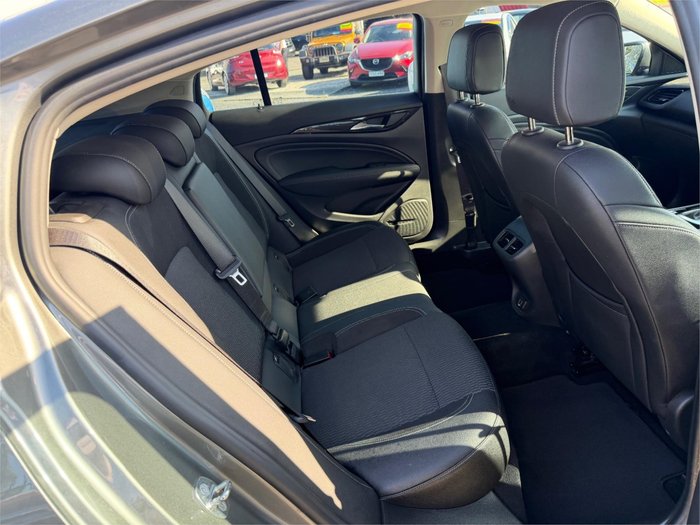 2018 HOLDEN COMMODORE RS (5YR)