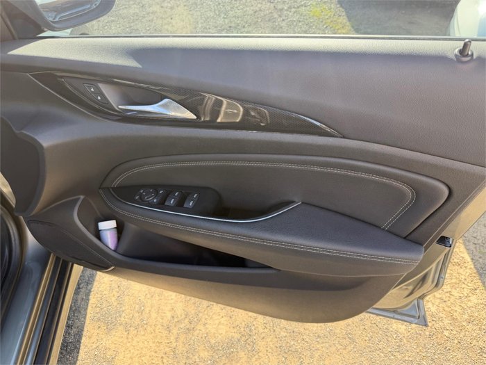 2018 HOLDEN COMMODORE RS (5YR)