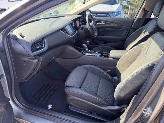 2018 HOLDEN COMMODORE RS (5YR)