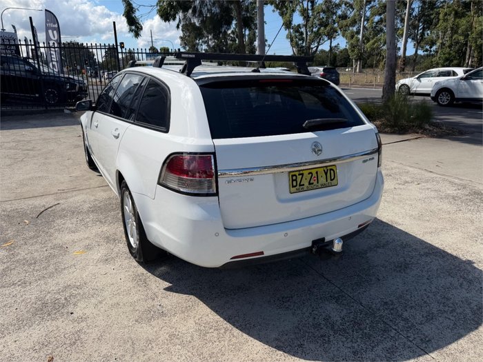 2014 HOLDEN COMMODORE EVOKE (LPG) VF White