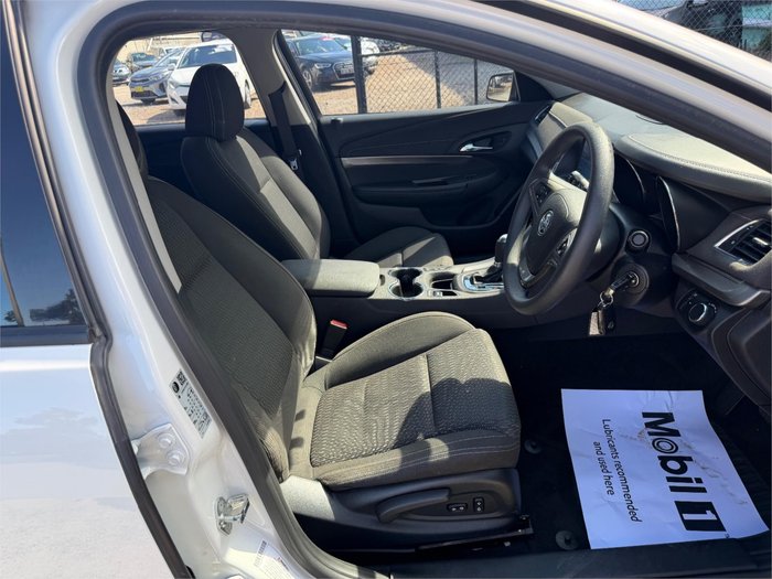 2014 HOLDEN COMMODORE EVOKE (LPG) VF White