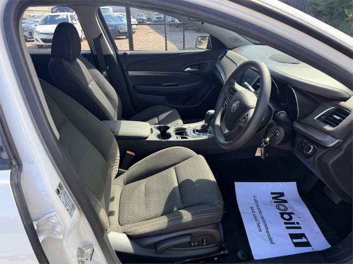 2014 HOLDEN COMMODORE EVOKE (LPG) VF White