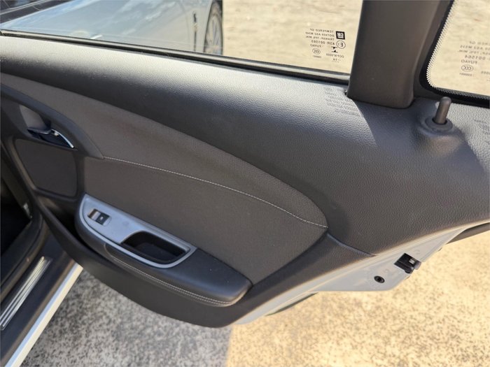 2014 HOLDEN COMMODORE EVOKE (LPG) VF White