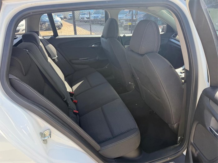 2014 HOLDEN COMMODORE EVOKE (LPG) VF White