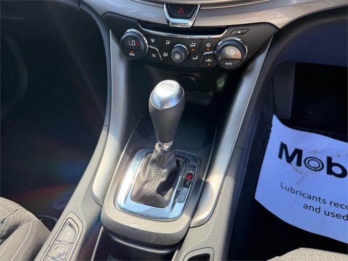 2014 HOLDEN COMMODORE EVOKE (LPG) VF White