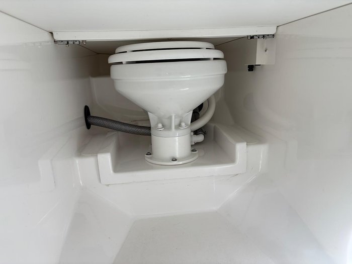 2017 Cruise Craft Explorer 685 HT