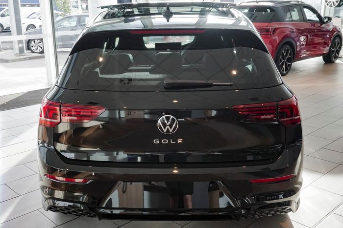 2025 Volkswagen Golf 110TSI R-Line