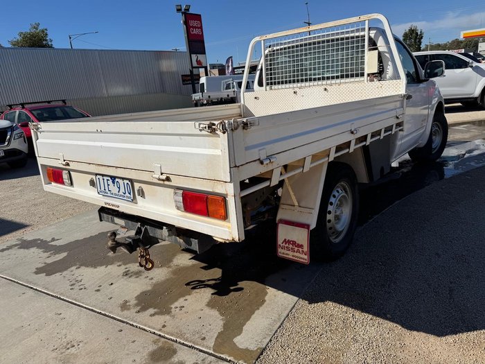 2014 Nissan Navara RX D40 Series 8 4X4 Dual Range Polar White